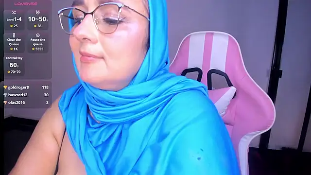 دردشة HijabiMilff الجنسية المباشرة