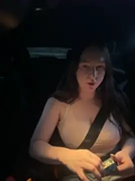 צ'אט XXX בשידור חי של VivaLolaXO