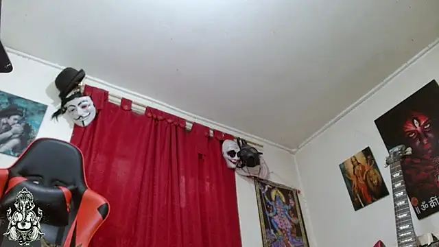 Amanda_Valeska Adlı Modelin Canlı XXX Sohbeti