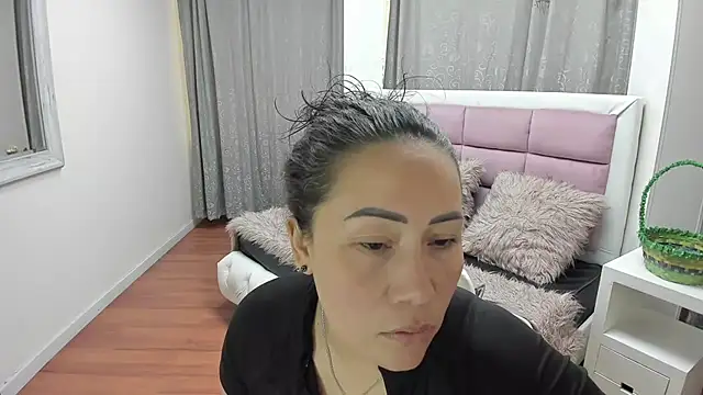 gaby_trent's Live XXX Chat