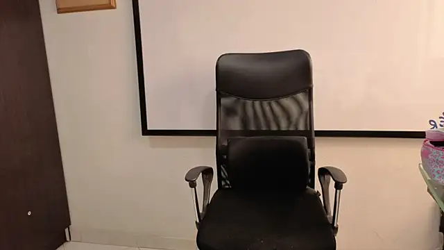 Happy_tits live XXX chat