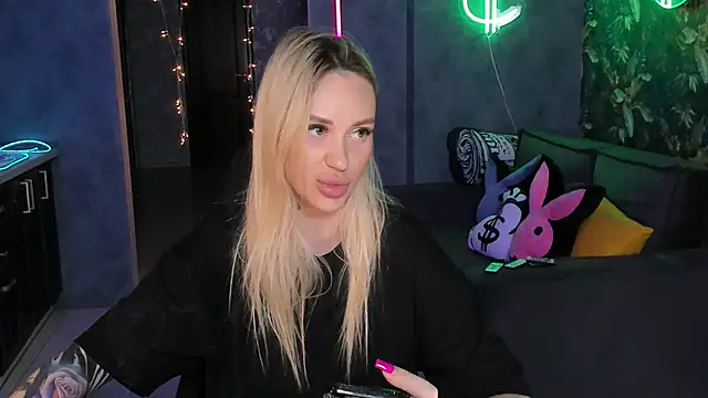 Blckmirrorr live XXX chat