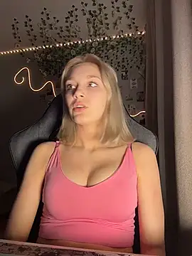 XXX chat uživo modela yer_gara