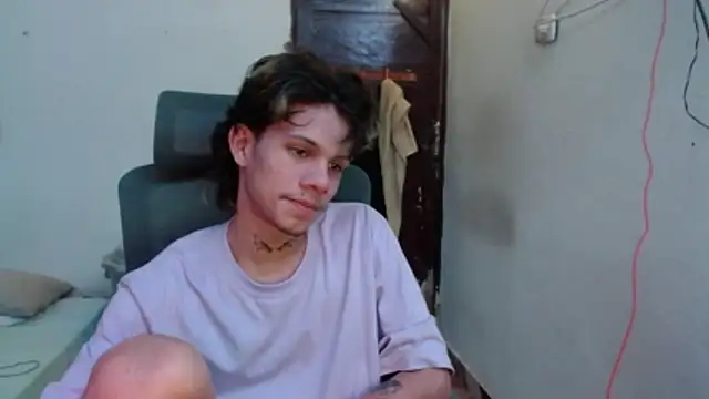andy_dan18 Chat XXX in diretta