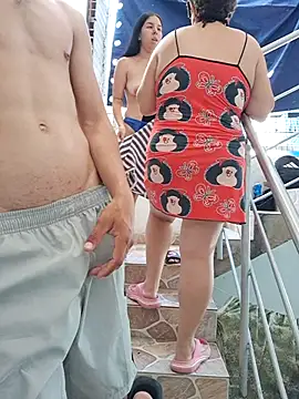 Živý XXX chat HOTANDSKINNY