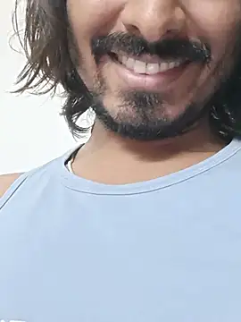 צ'אט XXX בשידור חי של BigCockBong