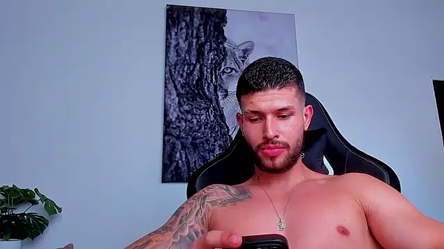 Czat XXX na żywo – Santos_ramirez1