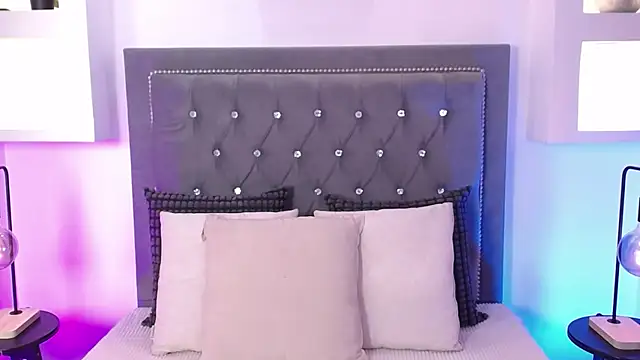 Emo_Boy_ Adlı Modelin Web Kamerası Şovu
