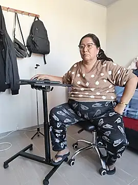 Brenda_Berck_ 现场XXX聊天