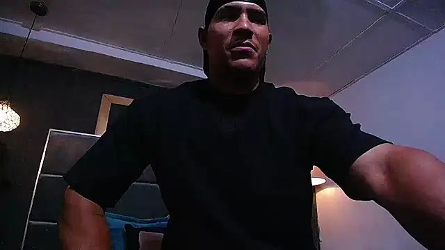 Chat XXX en directo de teddyfit19cm