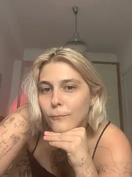 دردشة Ella_Bloom الجنسية المباشرة
