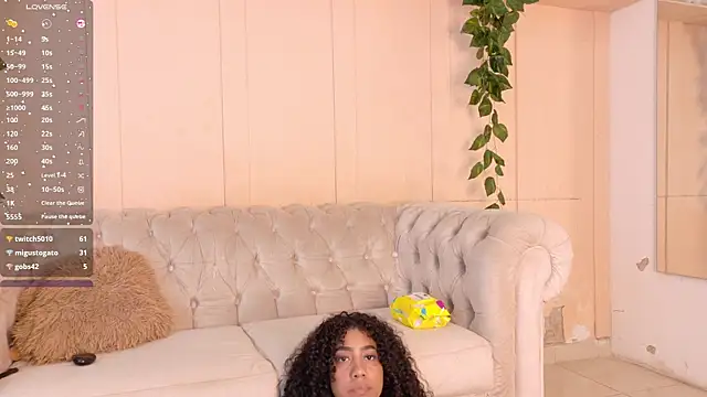 Chat +18 de flavia_cruz ao vivo