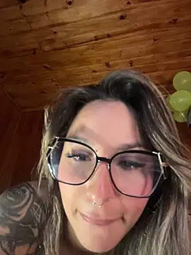 AliceStone19n Live XXX chat