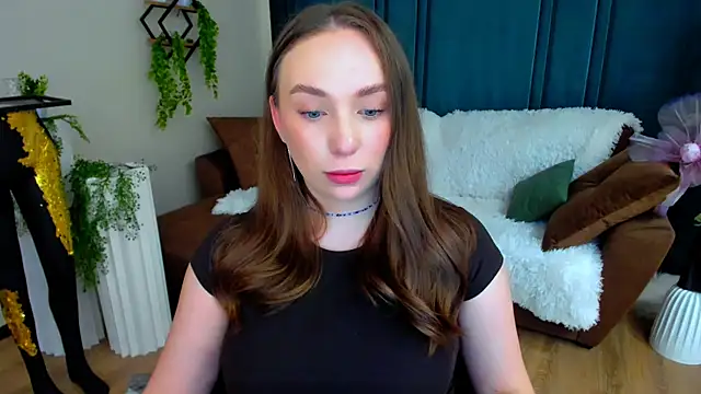 Chatroom XXX en direct de TrueReincarnation