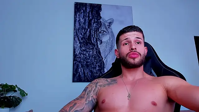 Santos_ramirez1 élő XXX-chatje