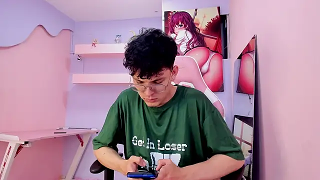 AngeloBocellii 即時 XXX 聊天