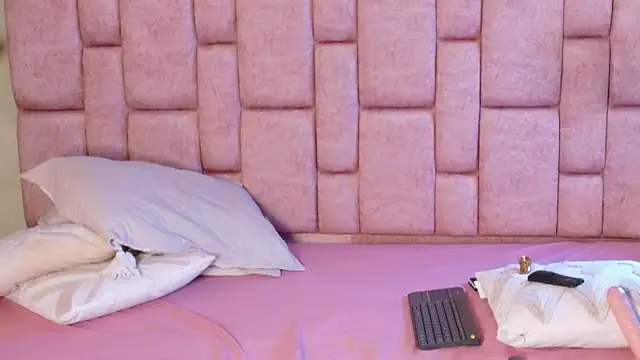 Živý XXX chat SharloMontenegro