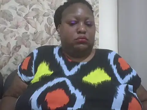 fat_ebonyqueen élő XXX-chatje
