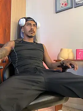 Latinmoster_boss 라이브 XXX 채팅
