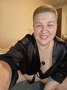 Annet1912 Adlı Modelin Canlı XXX Sohbeti