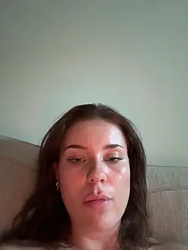 MaribelRiver Adlı Modelin Canlı XXX Sohbeti