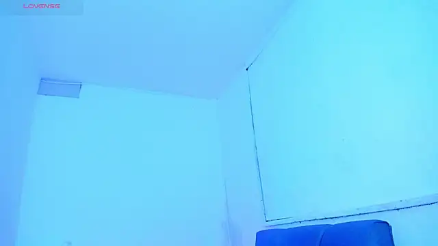 milkqueenboobs Chat XXX in diretta