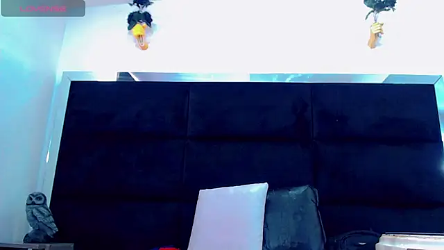 Živý XXX chat princessrainbowx