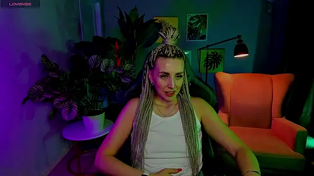 Онлайн чат XXX MonicaRiley