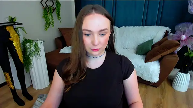 Chat XXX en directo de TrueReincarnation