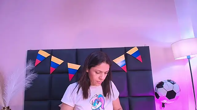AnnaBroooks 라이브 XXX 채팅