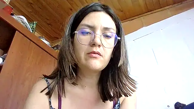 princessbella93 live XXX chat
