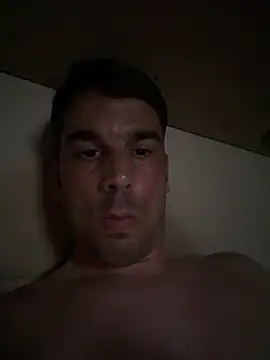 Chatroom XXX en direct de Thotow1