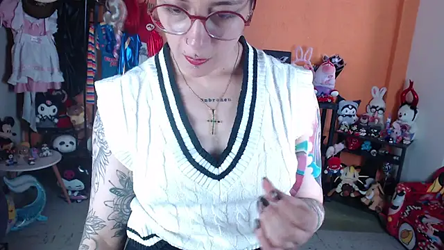MissMiia2 Chat XXX live