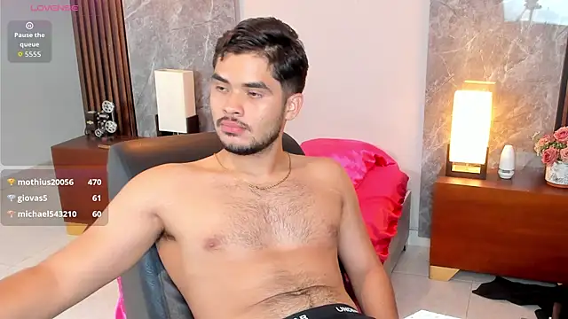 luciano_vitale Adlı Modelin Canlı XXX Sohbeti