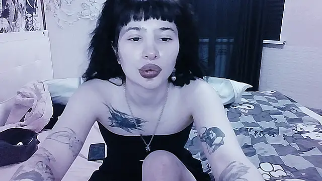 Chat +18 de AllisonDeetz ao vivo