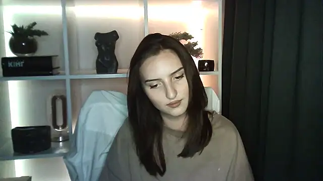 X_Alisa Adlı Modelin Canlı XXX Sohbeti