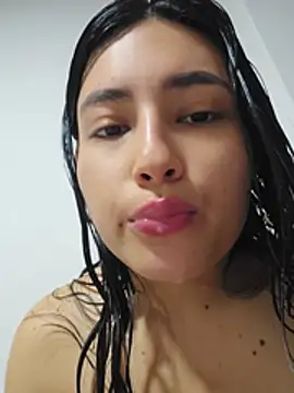 Chat +18 de VioletRousee ao vivo
