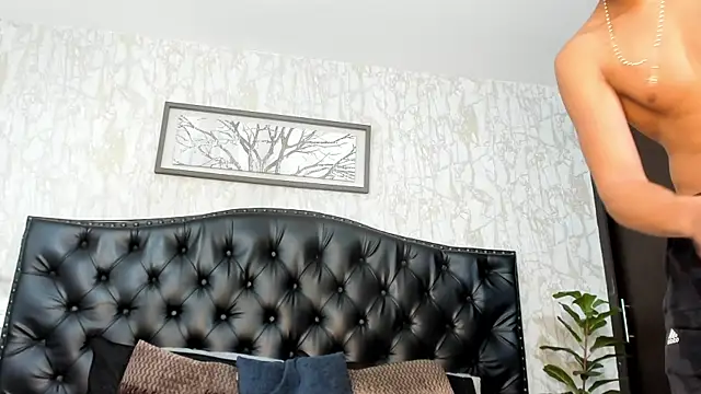 Lander_Cruz Live XXX Chat