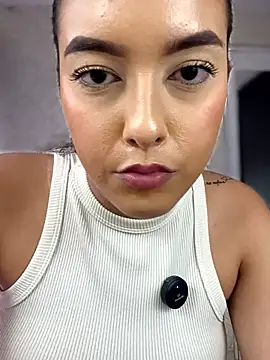 Annyrosse00 Live XXX Chat