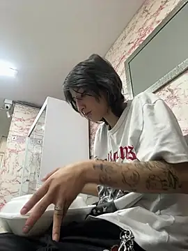 Evelin_Hellsing – Naživo XXX chat
