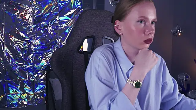 BellaRosewood élő XXX-chatje