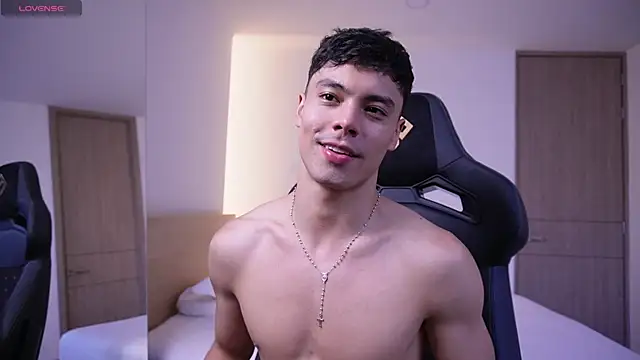 Dammon_Stallion Chat XXX in diretta