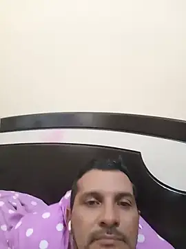 RIchar05 লাইভ XXX চ্যাট