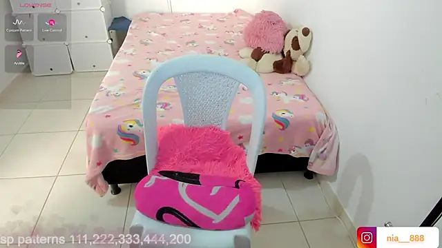 sweetnia's Live XXX Chat