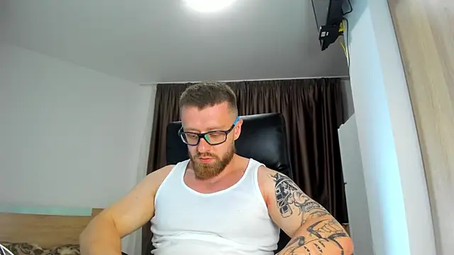 Онлайн чат XXX Findom_guy