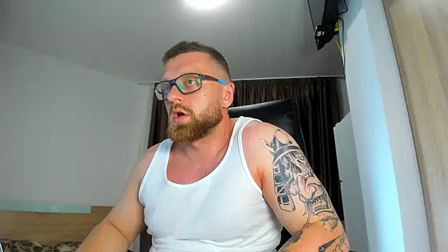 Findom_guy 即時 XXX 聊天