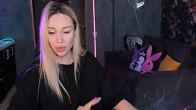 Blckmirrorrn Live XXX chat