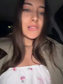 ICrazyOneIRL Adlı Modelin Canlı XXX Sohbeti