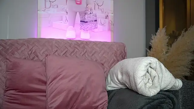 XXX chat uživo modela Anna_Purna