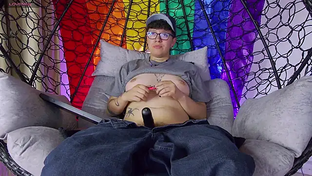 alex_noa XXX чат на живо
